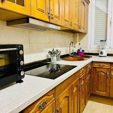Pisos Familiares Barajas Apartment Madrid Ngoại thất bức ảnh