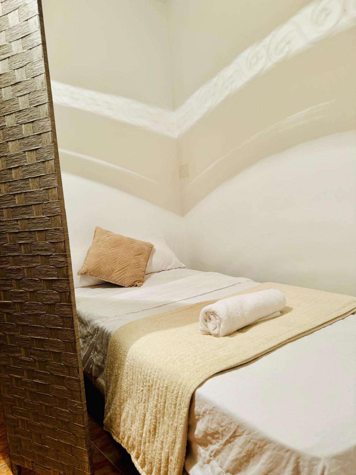 Pisos Familiares Barajas Apartment Madrid Ngoại thất bức ảnh